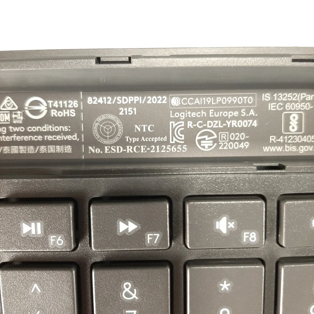 Logitech Slim Multi-Device Keyboard K585 920-009476 Graphite Wireless Bluetooth